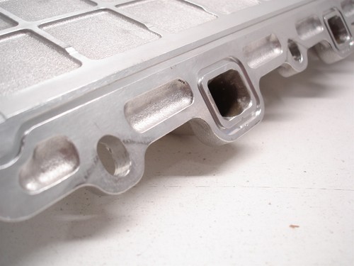 NASCAR GM RACING R07 R07.2 INTAKE MANIFOLD VALLEY TRAY WATER MANIFOLD #352 - Picture 10 of 12