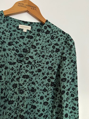 MONSOON Blouse Tunic Size Small Long Sleeve with Pleat Detail VGC Women's Green - Picture 2 of 5