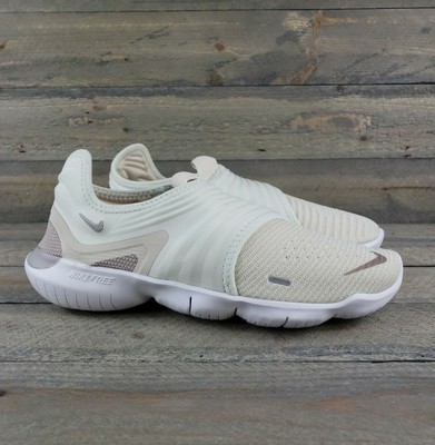 nike womens slip on running shoes