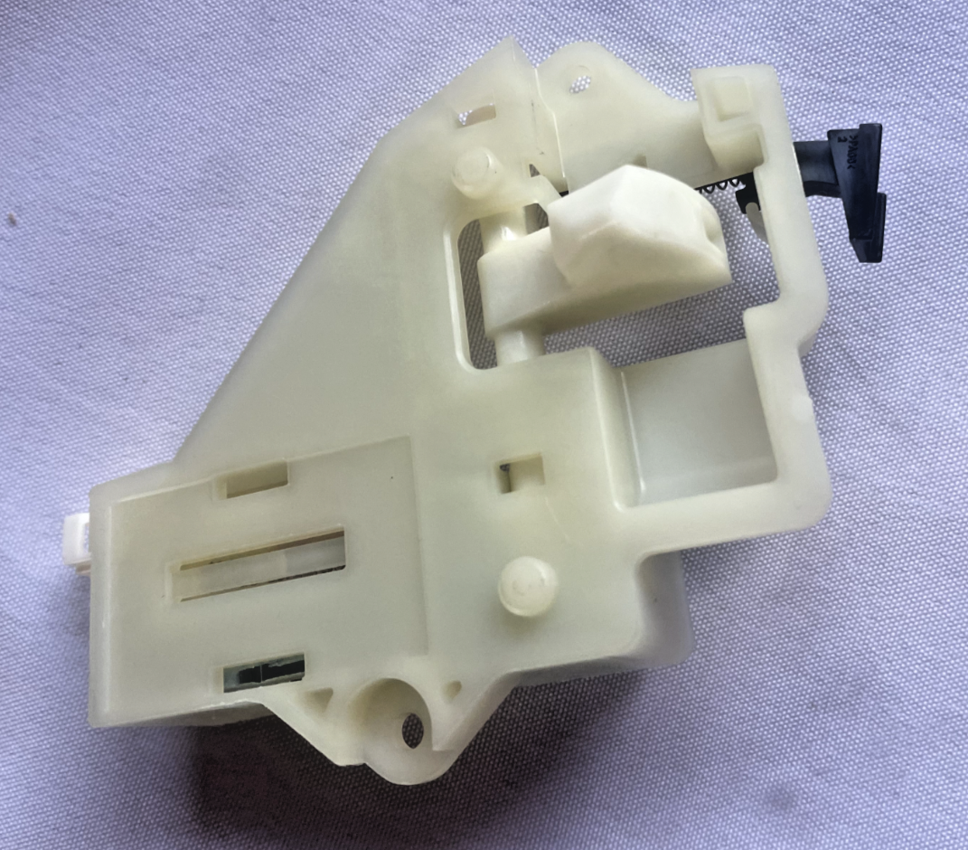 07-13 Suzuki SX4 Shift Interlock Solenoid 28610-64J10 Unit Assy