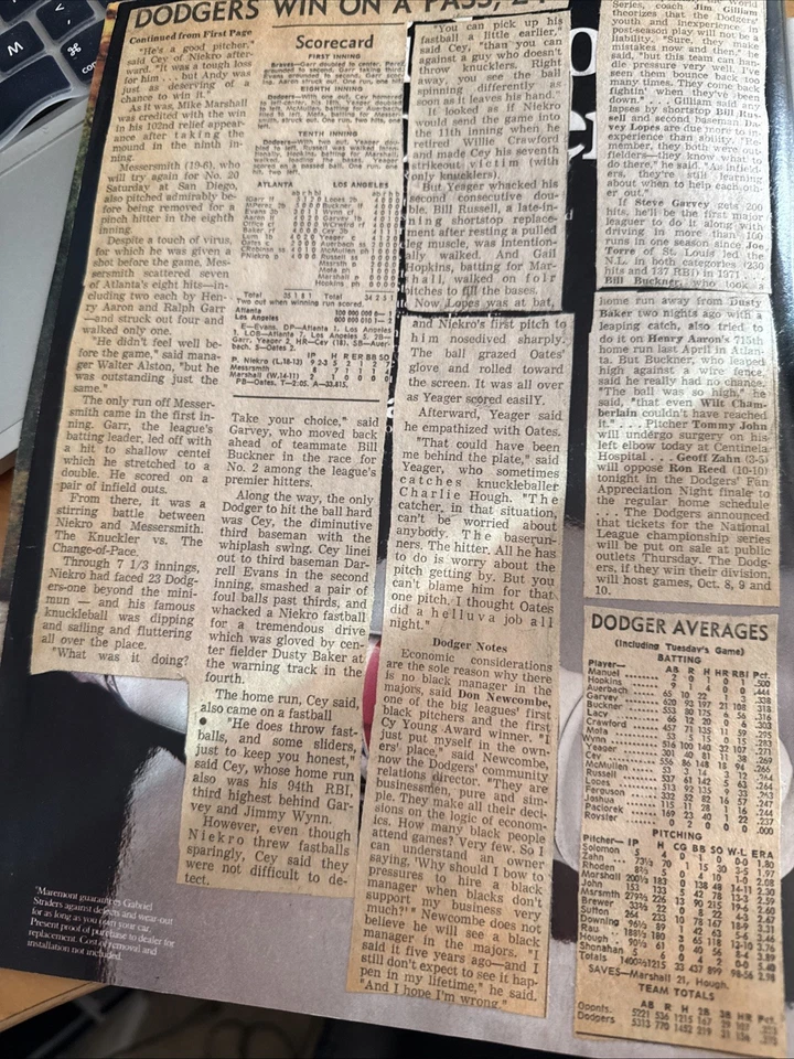 1974 Los Angeles Dodgers Program Scorecard vs Houston Astros UNSCORED MLB - Image 3 of 4