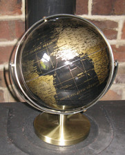 Iron & Glory Worldtour Deluxe Double Axis Black Gold Globe World £49new