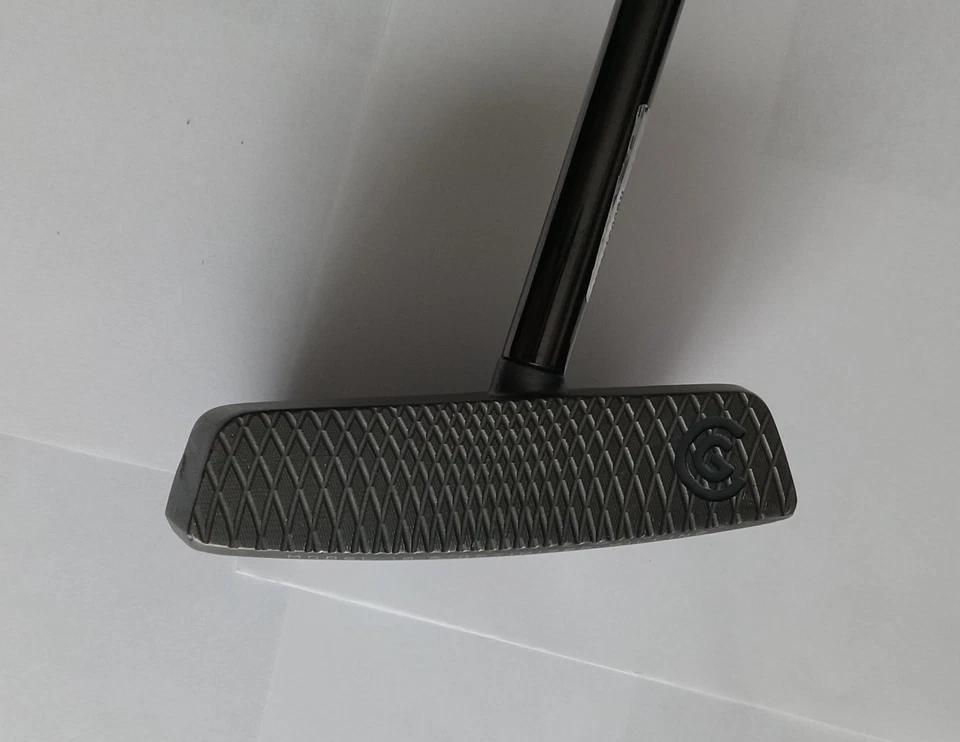 Cleveland HB Soft Premier 10.5C OS  35" RH Putter Center Shafted Black Steel - Image 2 of 4