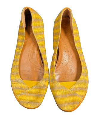 Naya Yellow and Beige Leather Flats with 1/2 Inch Heel and Arch Support US 8.5