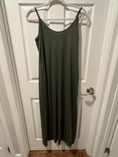 Women’s Ofeefan Maxi Dress Women's Size Medium Olive Green Sleeveless NWT