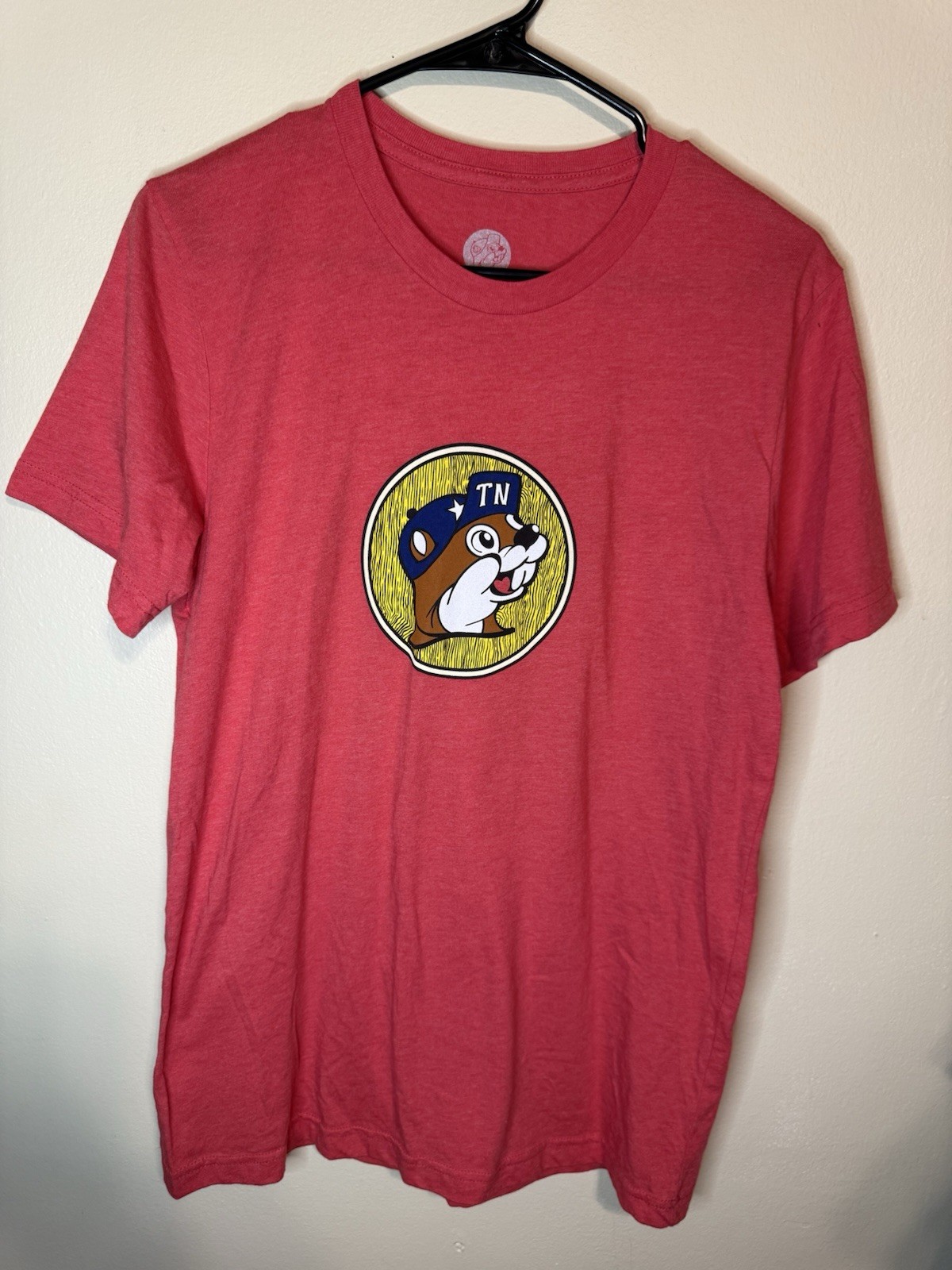 Buc-cee’s Red Tennessee T-shirt Medium