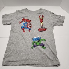 Marvel The Avengers Super Heroes T-Shirt in Gray Graphic Shirt Size 7 Used