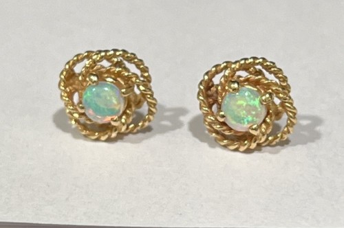 Solid 14k Solid Gold Opal Stud Earrings-2.60 Grams