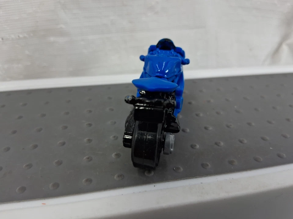 Motocicleta Hot Wheels Ducati azul fundido a presión Foto 4 de 4