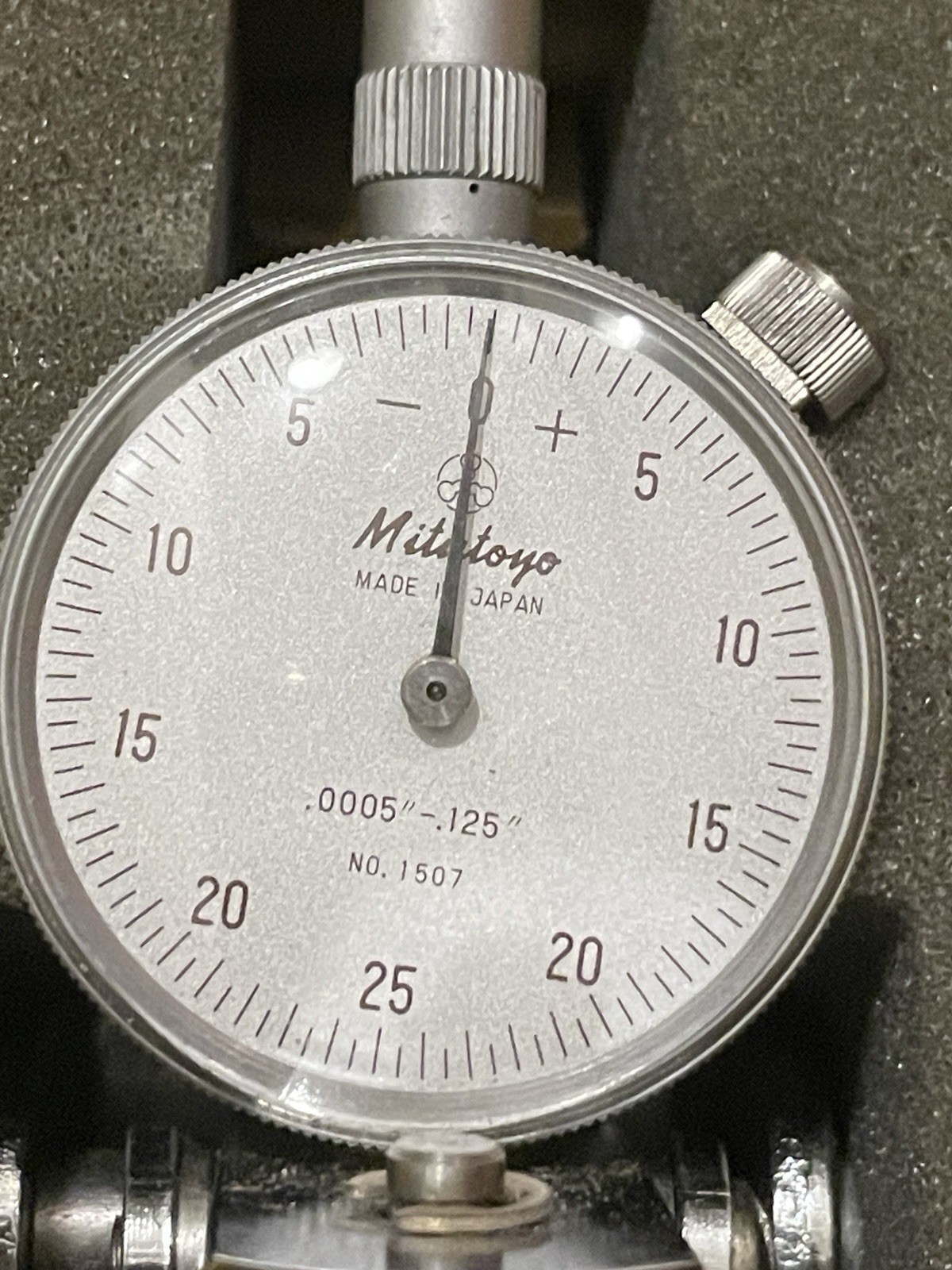 Mitutoyo 1507 Dial Indicator .0005” To .125” With Box Japan