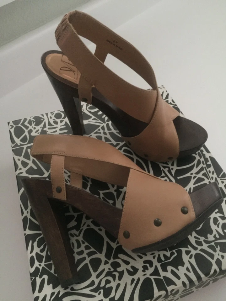 Sandalias Diane Von Furstenberg Cuero Camel Tostado Punta Abierta Zapatos Correas Talla 8 $295 Foto 4 de 4
