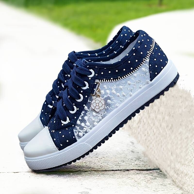 Women's fashionable anti-slip Sky-blue floral canvas shoes. UK Size 6