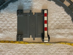 15 Piece Lego Duplo Thomas The Train 12 Curved Track Car Crossing Base & Gate