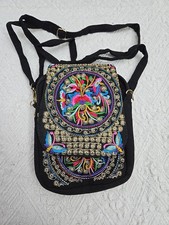 Crossbody Bag Women's Floral Embroidered Magnetic Closure Zipper