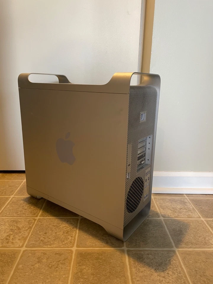 Apple Mac Pro A1186 Desktop – Dual Intel Xeon 5150 2.66GHz, 1GB RAM, 250GB HDD - Image 2 of 4