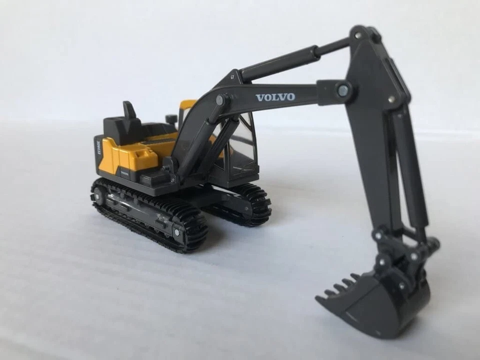 NEW-RAY MINI DIE-CAST VOLVO EC140E ESCAVATORE CINGOLATO L.CM 14 SCALA 1:55 NUOVO - Immagine 3 di 4