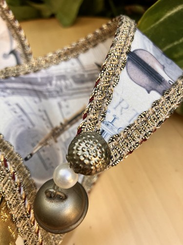 Venetian Mask Made Veneto Italy Hand Painted W Tags Gold Black w Musical Fabric - Picture 11 of 22