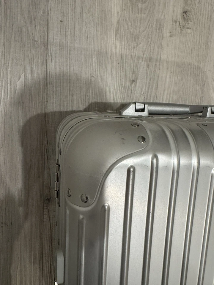 Rimowa Carry-On Silver Original Cabin Luggage - Image 4 of 4