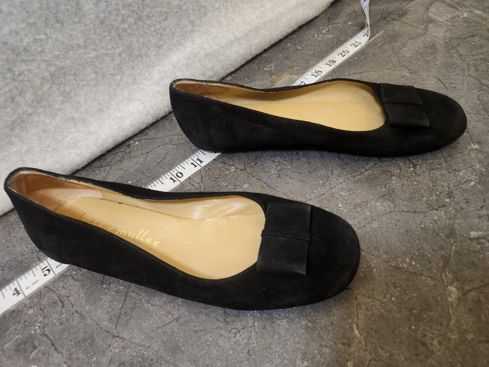 Zapatos planos de ballet Bettye Muller para mujer 38 negros gamuza lazo sin cordones hechos en Italia Foto 4 de 4