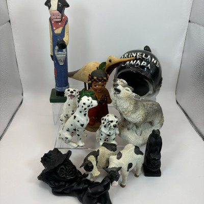 Junk Drawer Lot of 12 items Wolves, Dogs, Cows etc See Photos as-is