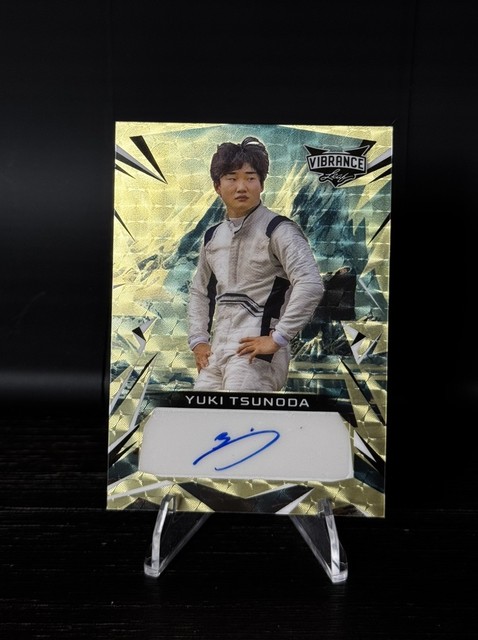 2023 Leaf Vibrance Yuki Tsunoda Auto Gold 1/1 #BA-YT1 EW