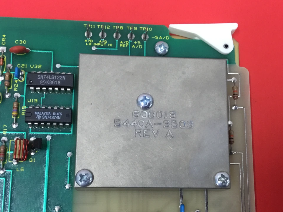 John Fluke?? - 609784 - 电路板 — 第 4/4 张图片