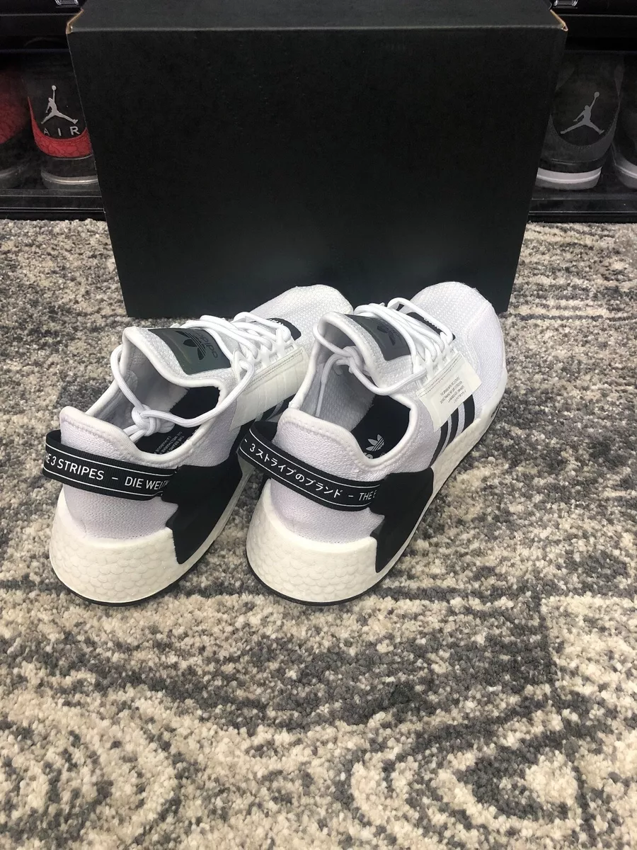 nmd r1 triple black gs