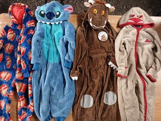 Bundle Of Kids body suit Inc. Arsenal Stitch Gruffalo Lupilo