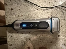 Braun Series 8 S8 Wet & Dry Rechargeable Electric Men's Shaver