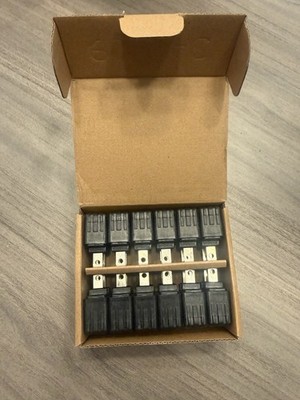Cooper Bussmann TCF30RN Low-Peak CUBEFuse 30A 600Vac/300Vdc Lot of 12