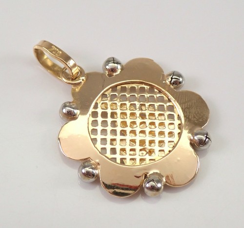 Colgante patrón vintage de oro amarillo y blanco de 18 quilates con dije religioso de metal - Imagen 2 de 4