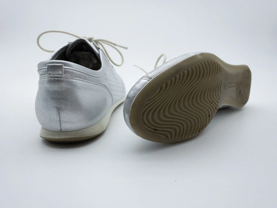 Ecco Sneakers Da Donna Scarpe Sportive Mezza Numero 38 EU Art 17076-95 - Immagine 2 di 3