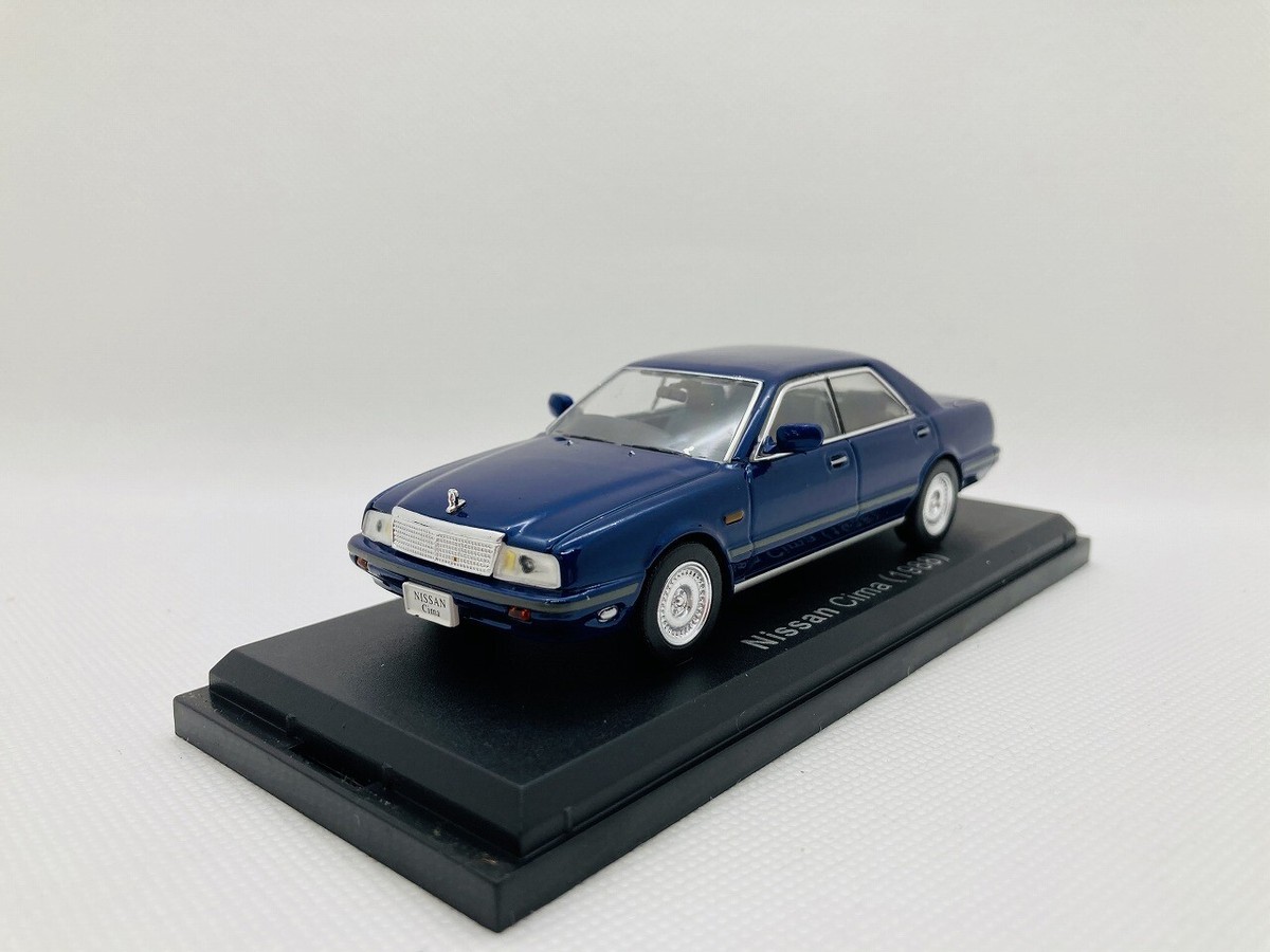 Hachette 1:43 Domestic Famous Car Collection NISSAN CIMA (1988