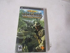 (SONY, PSP) PLAYSTATION GAME IN IT'S ORIGINAL CASE SOCOM US NAVY SEALS FIRETEAM