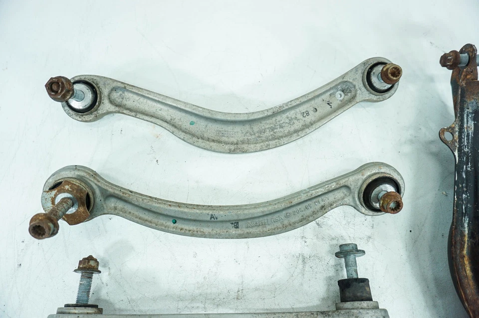 08-17 Juego de brazo de control trasero izquierdo mercedes w204 c250 e350 glk250 oem 5087 Foto 3 de 4