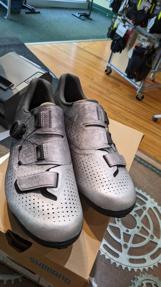 Shimano RX801 Men's Gravel Shoes, 43.5/9.5 silver, 2 hole, new in the box! - Image 2 of 4