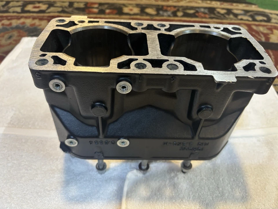 KAWASAKI JET SKI 650 SX Cylinder Jug - Image 3 of 4