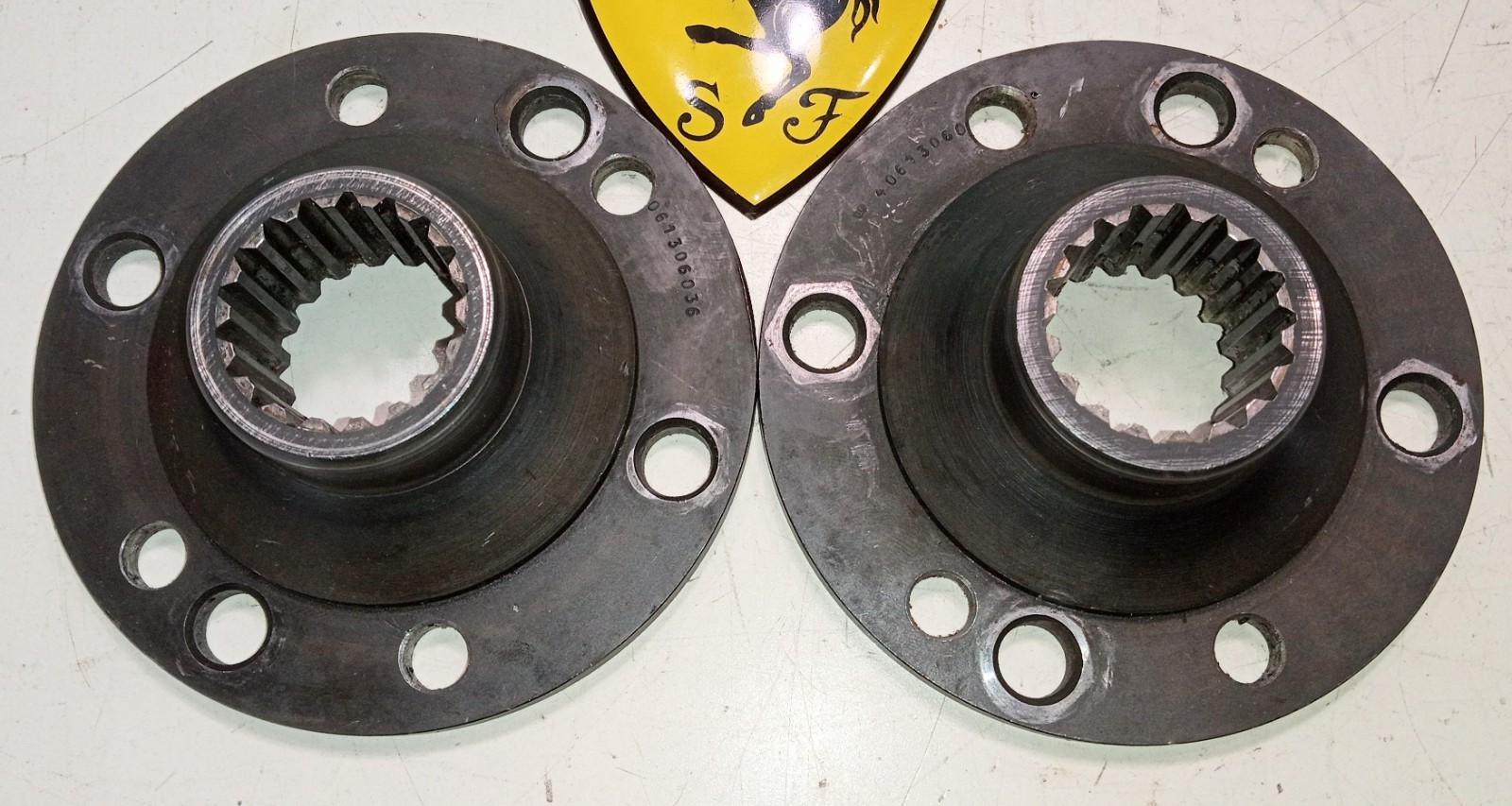Ferrari 330 Transaxle Differential Drive Axle Flanges_Pair_18 Tooth Spline