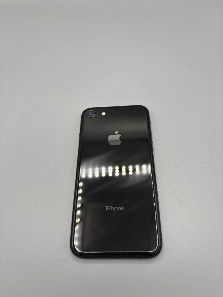 Apple iPhone 8 64GB - Space Grey - Unlocked - Tested Working - Image 2 of 4