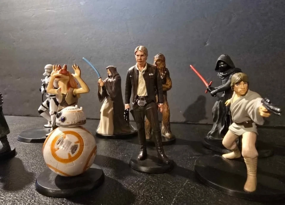 Lote 9x Star Wars 4" Han Solo, Chewbacca, Kylo Ren, Luke Skywalker, BB8 Disney Foto 3 de 4