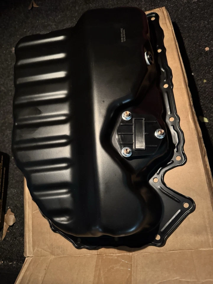 Cárter de aceite para Volkswagen Jetta Passat Tiguan 2008-2018 15-18 Audi Q3 inferior acero Foto 2 de 2
