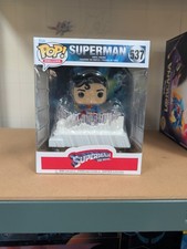 Funko Pop! Deluxe: DC Universe - Superman #537