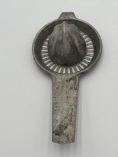 Vtg 1950s Foley Citrus Juicer Aluminum Hand Held Lemon Orange Juice Squeezer