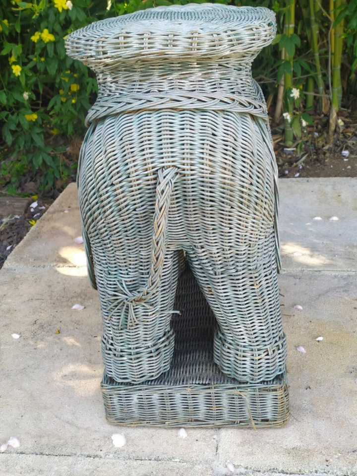 Bout de Canapé Table D'appoint Éléphant en Rotin Ançien sellette osier - Photo 3/4