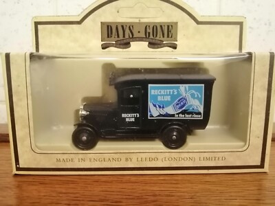 21018 Lledo Days Gone 1934 Chevrolet Van Reckitt's Blue