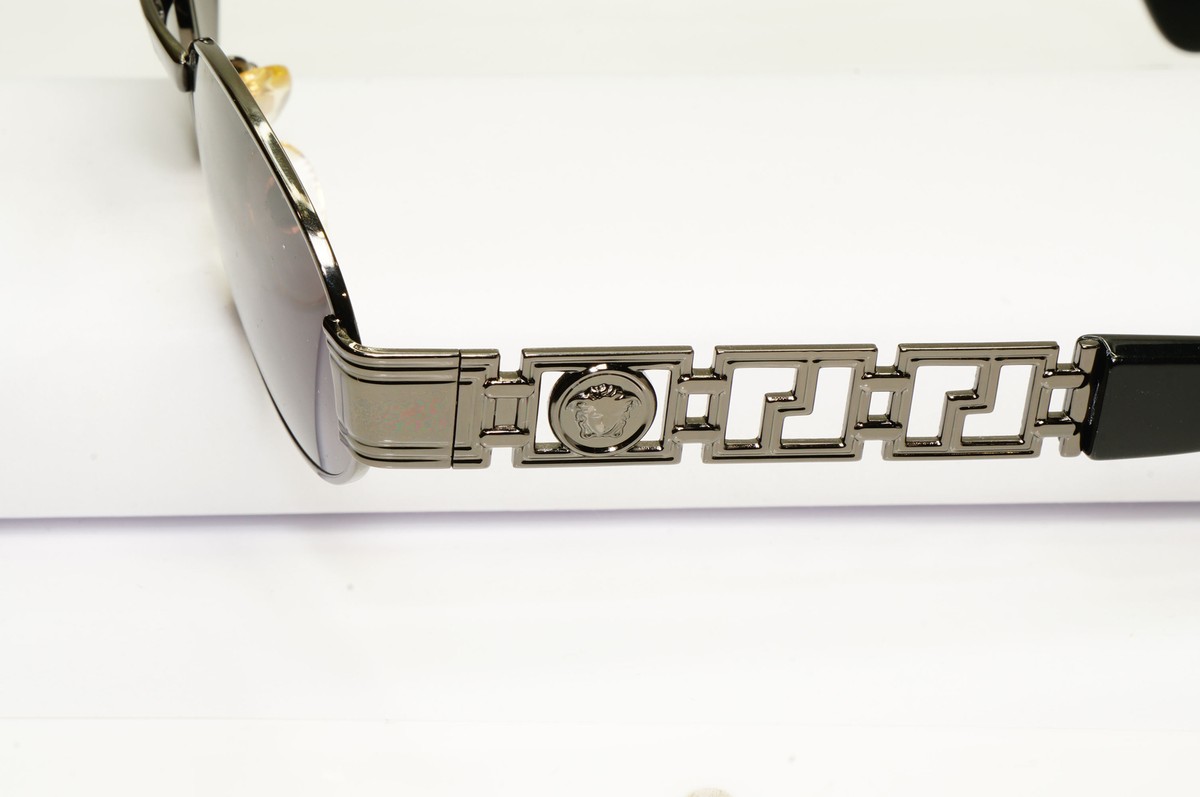 Gianni Versace 1996 Vintage Gunmetal Medusa Metal Sunglasses MOD 