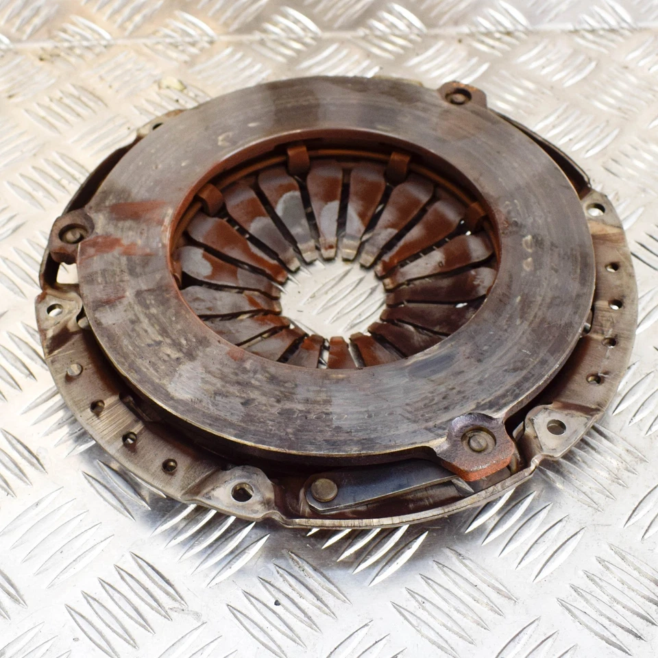 OPEL Vauxhall MOKKA Kupplung 1.6i 85 kW Druckplatte 687817981 55582938 2017 - Bild 3 von 4