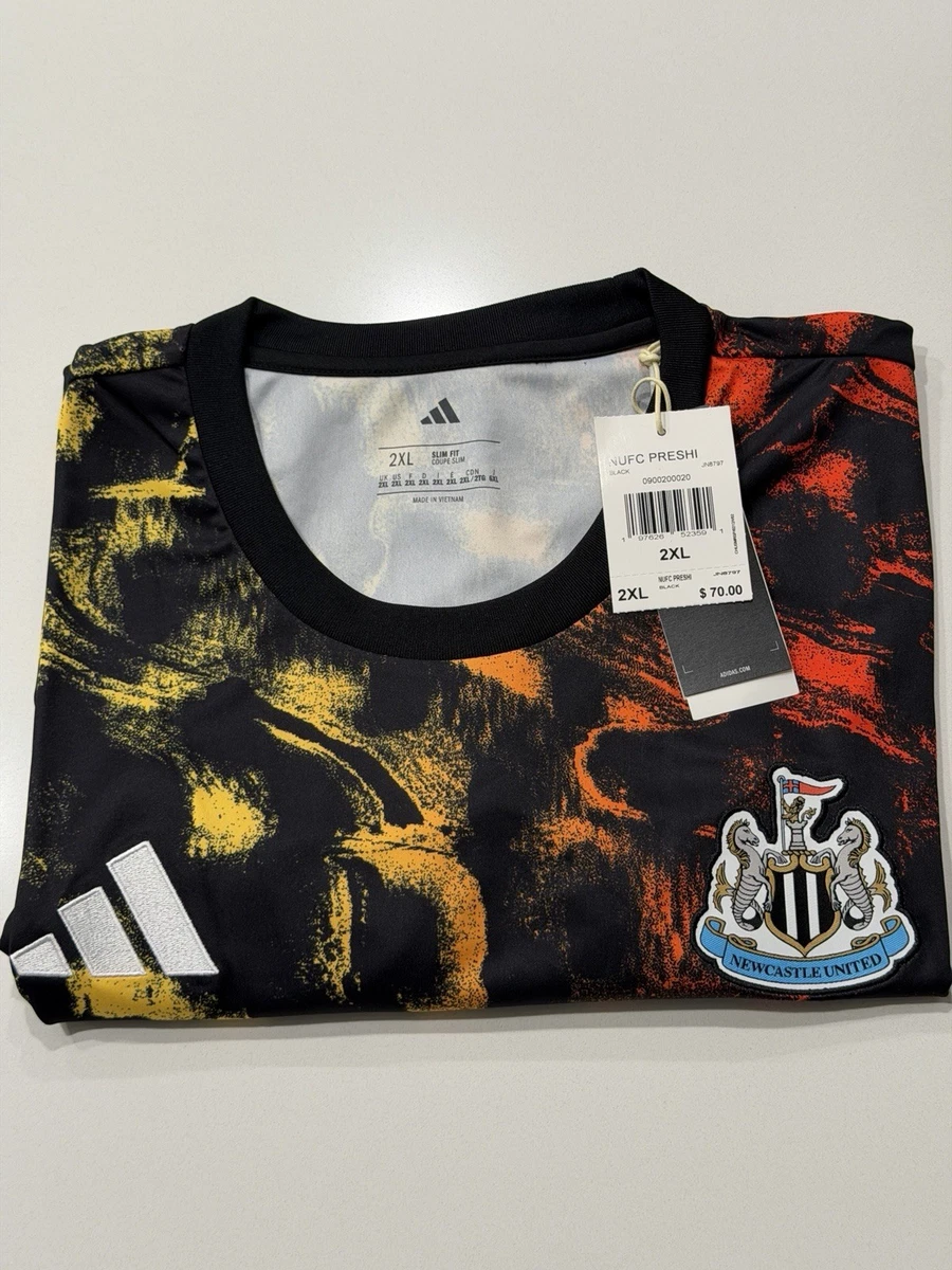 25+ Newcastle United Size 2XL International Club Soccer Fan