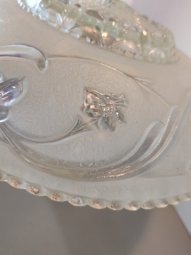Harmony House Ceiling Fixture 3 Light Frosted Shade Victorian Style/Roses VTG. - Picture 13 of 22