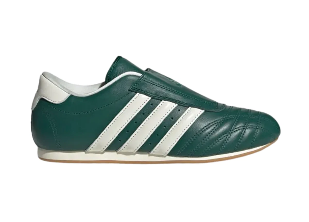 adidas gazelle silver green womens Men's Wide Fit adidas Runfalcon 5 Walking/Running Sneakers, Black/White / 11.5 / 2E
